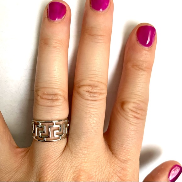 Delicate Sterling Silver .925 Greek Key ring, Sz. 5 - Picture 3 of 5